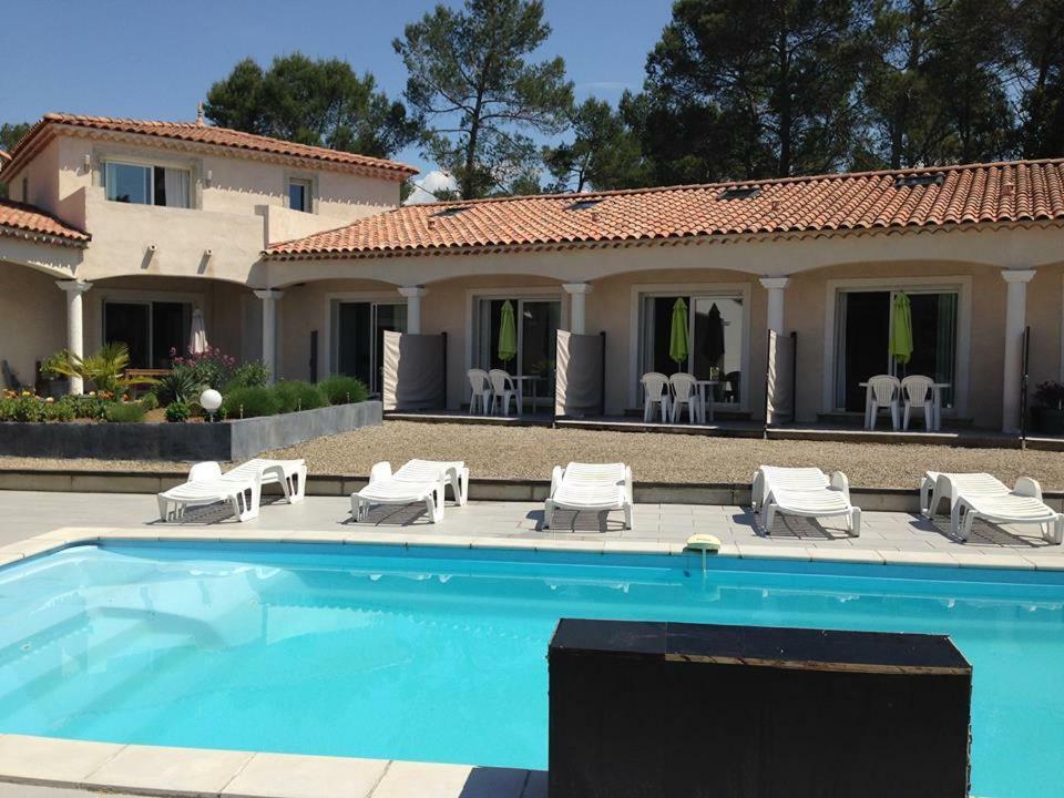Villa Des Soleils Sillans-la Cascade Exterior foto