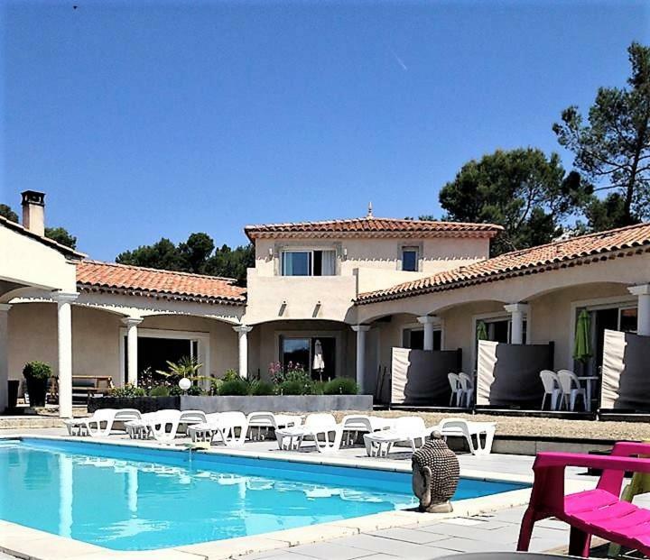 Villa Des Soleils Sillans-la Cascade Exterior foto